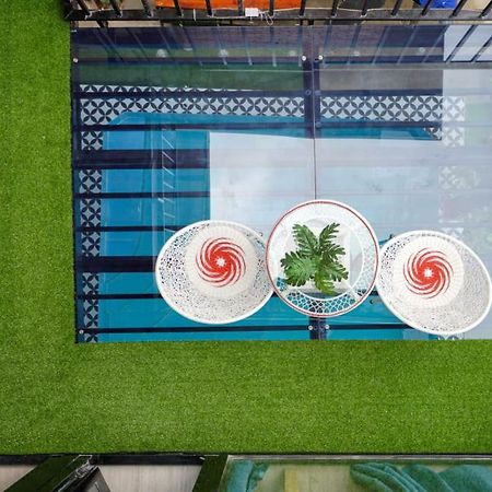 Almor Hostel With Pool In Right Center ฮาลอง ภายนอก รูปภาพ