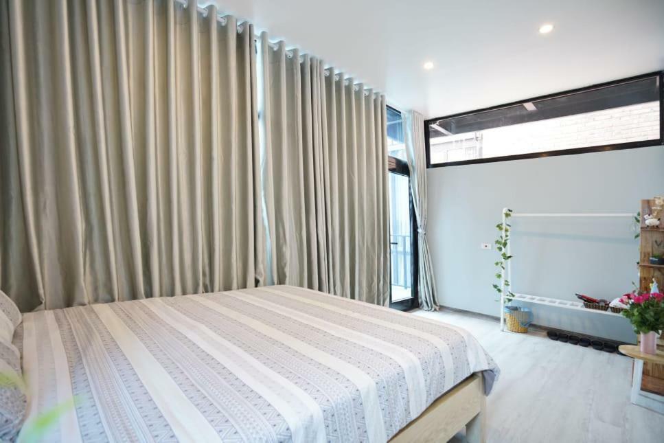 Almor Hostel With Pool In Right Center ฮาลอง ภายนอก รูปภาพ